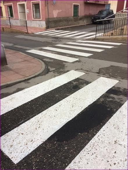 Realizan trabajos de repintado para la revalorización de los espacios públicos, con una inversión de 7.652 euros, Foto 6