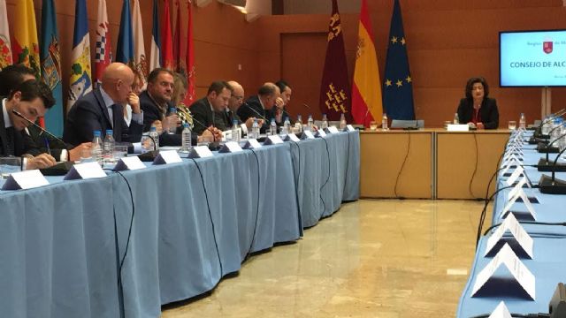 El alcalde de Totana asiste a la cuarta reunión del Consejo de Alcaldes, Foto 9