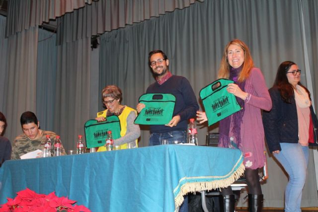 El concejal de Igualdad participa en el seminario La discriminacion de genero en educacion, en el colegio Salesianos - 1, Foto 1