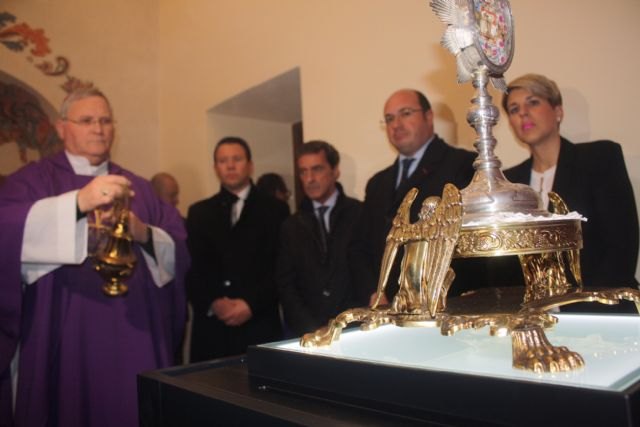 La Santa Espina de Mula se exhibe ya en el Real Monasterio de la Encarnación de Mula - 1, Foto 1