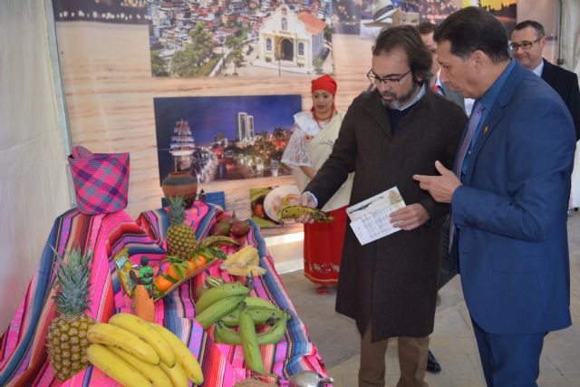 Feria del Día Internacional del Migrante en el Jardín del Malecón de Murcia - 3, Foto 3