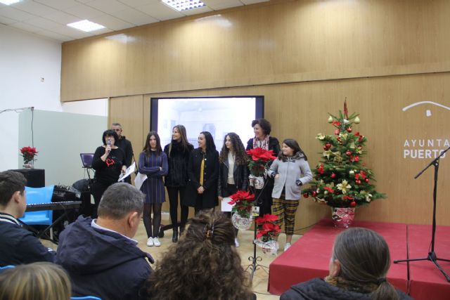 Los niños del colegio Purísima Concepción presentan el libro Mi abuelo me contó - 2, Foto 2