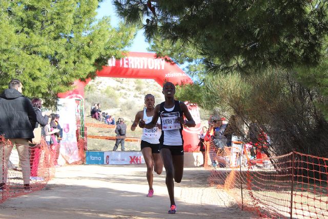 Theshay  Gemechu  y Birhanu Balew  se imponen en el 36 Cross Nacional Fiestas de la Virgen de Yecla - 3, Foto 3