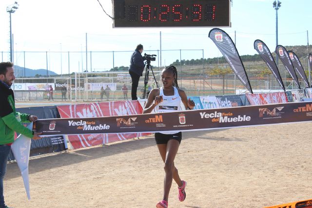 Theshay  Gemechu  y Birhanu Balew  se imponen en el 36 Cross Nacional Fiestas de la Virgen de Yecla - 5, Foto 5