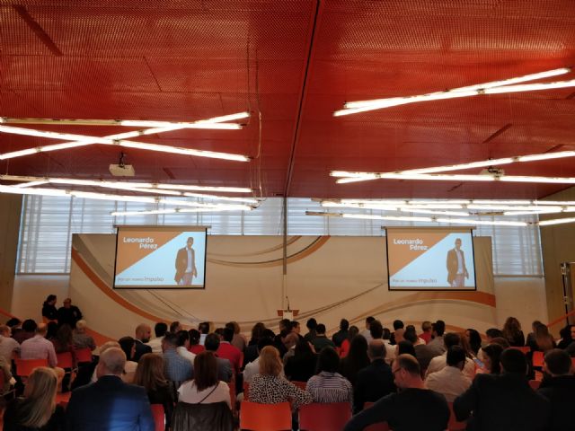Leonardo Pérez reúne a más de 200 personas en la presentación de su candidatura a las primarias de CS - 3, Foto 3