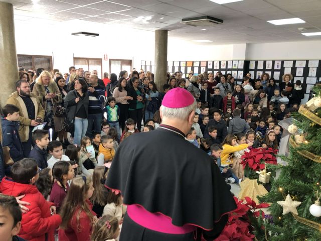 Los niños de Puerto Lumbreras realizan dibujos del obispo para la visita pastoral - 3, Foto 3