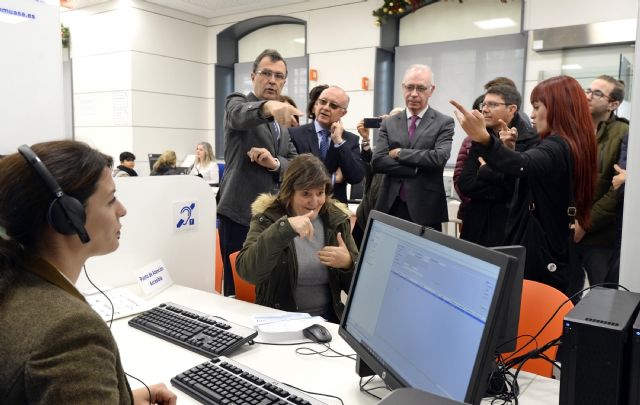 La primera oficina pública 100% accesible  de la Región abre en Aguas de Murcia - 1, Foto 1