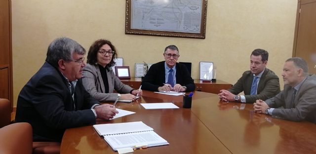 Mario Urrea se reúne con el Colegio de Registradores de la Propiedad de la Región de Murcia para reforzar la cooperación entre ambas instituciones - 1, Foto 1