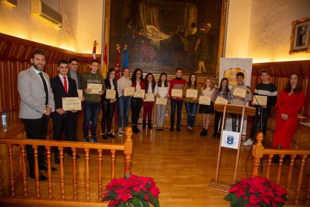 El ferrolano David Rey y la caravaqueña Rafaela Sánchez, galardonados junto a nueve estudiantes en los Premios 'Albacara' - 5, Foto 5