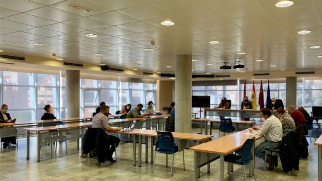 El alcalde preside la Mesa Local de Empleo, marcada por la incidencia de la pandemia en el mercado laboral del municipio - 1, Foto 1