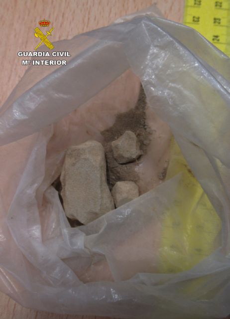 La Guardia Civil desmantela un punto de venta de droga en Jumilla - 3, Foto 3