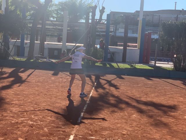 Victoria en las dos primeras jornadas de liga regional interescuelas por el equipo del Club de Tenis Totana, Foto 8