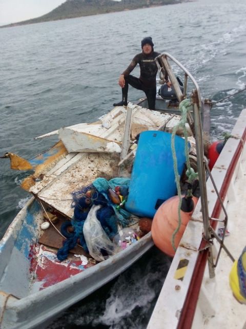 La Fundación Estrella de Levante lleva a cabo una segunda tanda de limpieza de los fondos marinos del Mar Menor - 3, Foto 3
