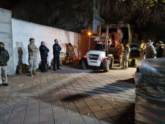 Militares entregan en Bullas un cargamento de alimentos para Cáritas - 2, Foto 2