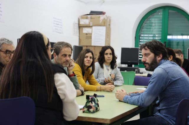 Podemos exige la rehabilitación integral del colegio Antonio Molina González, en Blanca - 1, Foto 1