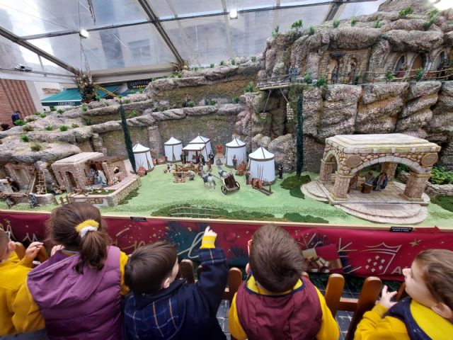 Más de 400 escolares de Educación Infantil participan en la inauguración del Belén Municipal de Alcantarilla - 3, Foto 3