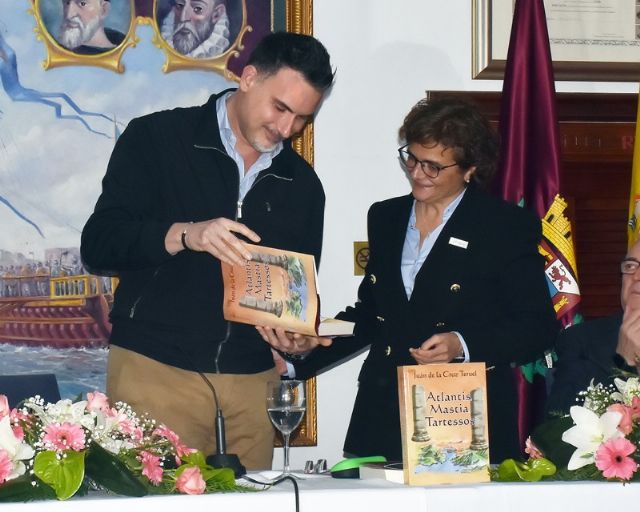 Célebre presentación del libro Atlantis, Mastia, Tartessos de Juan de la Cruz Teruel - 3, Foto 3