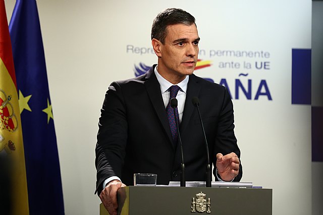 Sánchez destaca el mandato de los 27 para que los ministros de Energía alcancen un acuerdo sobre el tope al precio del gas - 2, Foto 2
