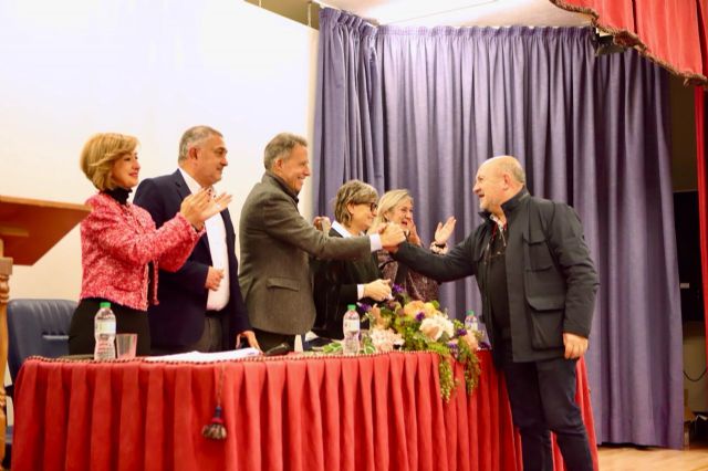 Fulgencio Gil reconoce la extraordinaria labor de alumnos y profesores de los ciclos de hostelería de Lorca que son parte fundamental de Sepor - 2, Foto 2