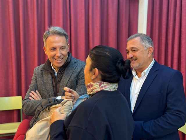 Fulgencio Gil reconoce la extraordinaria labor de alumnos y profesores de los ciclos de hostelería de Lorca que son parte fundamental de Sepor - 4, Foto 4