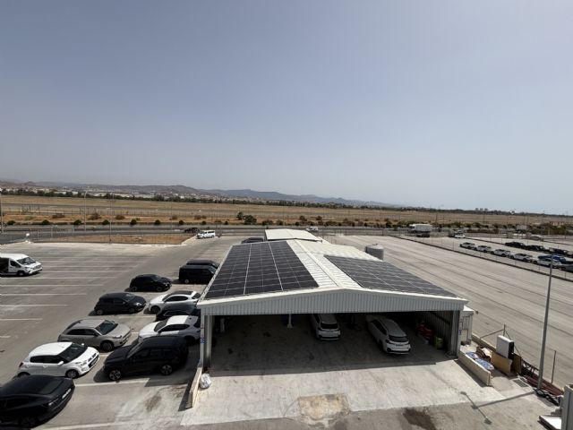 El primer aeropuerto en integrar energía solar sin riesgo de deslumbramiento está en Málaga - 3, Foto 3