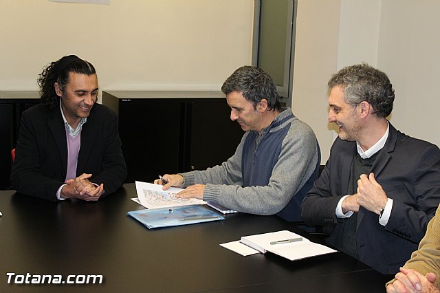 El Secretario General regional y varios diputados y dirigentes de Podemos de Murcia se reunen con el Presidente y directivos de CEBAG - 3