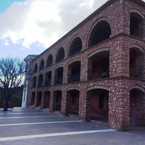 El Pleno tratará este mes el pliego de cláusulas administrativas del nuevo contrato de arrendamiento del hotel y las casas rurales de La Santa, Foto 8