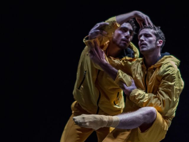 Los bailarines de la Compañía Nacional de Danza Antonio de Rosa y Mattia Russo imparten un taller en el Centro Párraga - 1, Foto 1