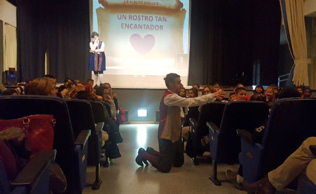 Los escolares del colegio 'El Parque' se acercan al mundo de la ópera - 1, Foto 1