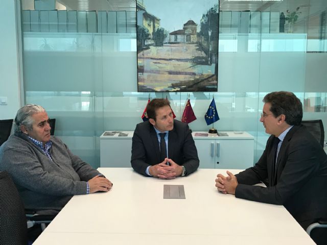 El Alcalde recibe al nuevo titular del Registro de la Propiedad de Torre-Pacheco, Joaquín Delgado Ramos - 1, Foto 1