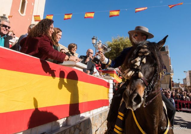 San Anton homenajea a Jose Marin El Pilas durante la celebracion de sus festejos patronales - 1, Foto 1