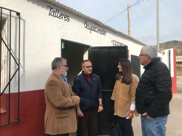El Ayuntamiento amplia su compromiso social con las personas en riesgo de exclusión social a través de la firma de un convenio por valor de 20.000 euros con la Asociación El Buen Camino - 1, Foto 1