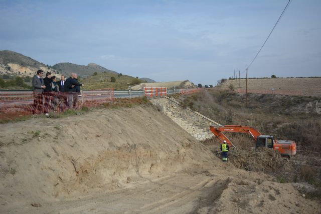 La Comunidad invierte 500.000 euros en mejorar los accesos a importantes explotaciones agrícolas y canteras de Cehegín - 1, Foto 1
