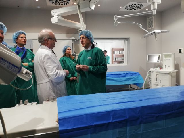 El consejero de Salud asiste a la inauguración de una nueva unidad del Hospital de Molina - 1, Foto 1