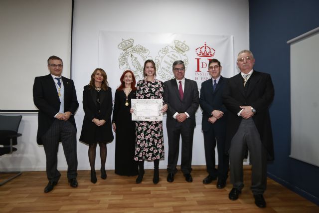 La Real Academia de Medicina premia a la alumna con mejor expediente de la UCAM - 1, Foto 1
