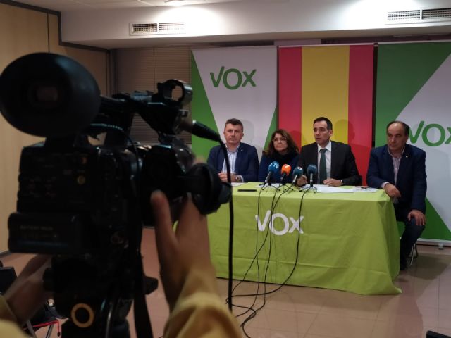 VOX desbloquea los presupuestos en la Región de Murcia e introduce el PIN parental - 1, Foto 1