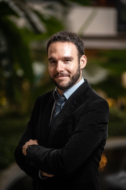 Un neurólogo yeclano, reelegido miembro de la Junta Directiva de la SEN - 1, Foto 1