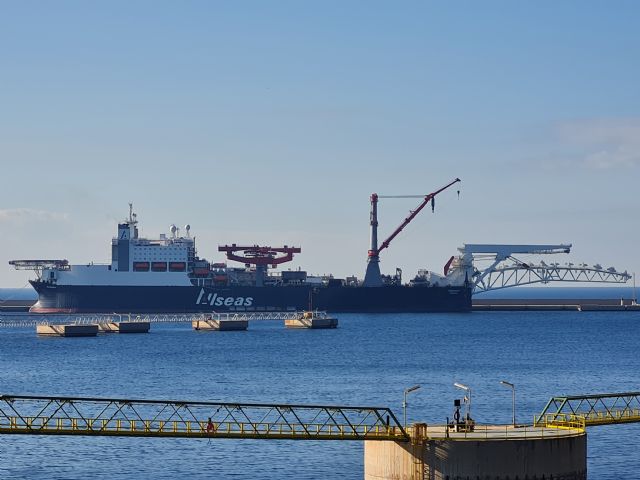 El buque Solitaire recala en Cartagena como puerto base en el Mediterráneo para la reparación y mantenimiento de plataformas offshore - 1, Foto 1