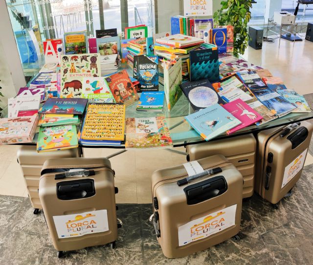El Ayuntamiento de Lorca incorpora al fondo bibliográfico de las bibliotecas municipales cerca de 600 libros en el marco del Proyecto Lorca-Plural - 2, Foto 2