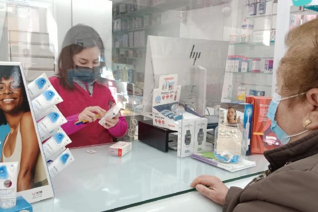 El Colegio de Farmacéuticos y el Ayuntamiento de Cartagena prorrogan el convenio que facilita el acceso a los medicamentos a las personas en riesgo de exclusión - 1, Foto 1