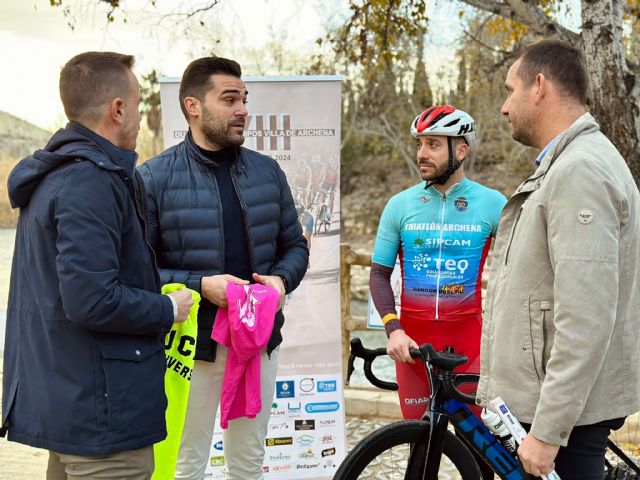 Archena abre la temporada de Triatlón con el VIII Campeonato Regional de Duatlón por Equipos - 1, Foto 1