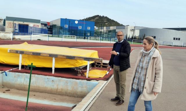 La Alcaldesa de Cehegín anuncia una inversión para modernizar las instalaciones deportivas del Complejo Polideportivo Javier Minaño - 4, Foto 4