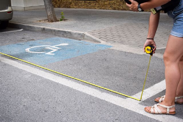 El proyecto Accede Park Murcia analiza 574 plazas de estacionamiento reservadas para personas con movilidad reducida - 3, Foto 3