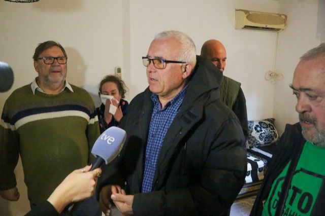 La PAH y movimientos sociales impiden dos desahucios en El Esparragal - 3, Foto 3