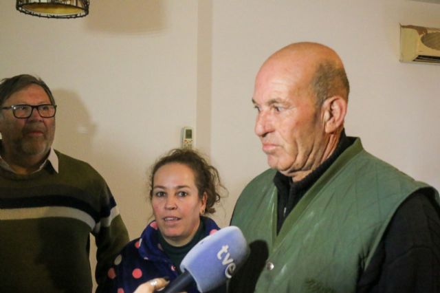 La PAH y movimientos sociales impiden dos desahucios en El Esparragal - 4, Foto 4