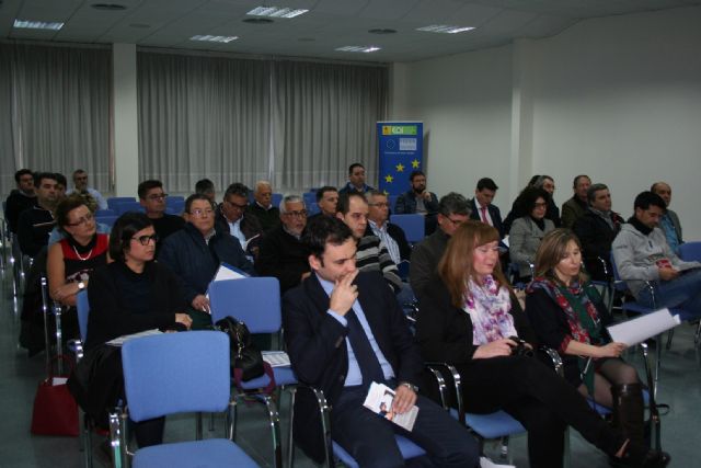 FREMM y Ayuntamiento de Alcantarilla mantuvieron un encuentro con empresarios del metal en el Polígono Industrial Oeste - 4, Foto 4