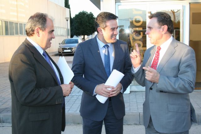 FREMM y Ayuntamiento de Alcantarilla mantuvieron un encuentro con empresarios del metal en el Polígono Industrial Oeste - 5, Foto 5