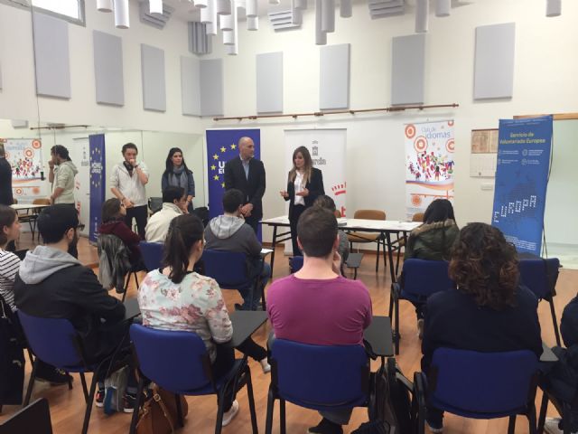 La pedanía de Santiago y Zaraíche estrena Club de Idiomas para jóvenes entre 17 y 30 años - 1, Foto 1
