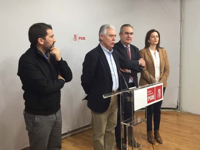 El PSOE presenta en el Senado una iniciativa para recuperar los derechos en educación que el Gobierno ha eliminado - 1, Foto 1