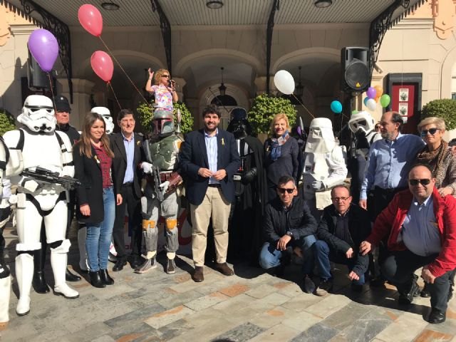 López Miras: La Región es pionera en reconocer el grado de discapacidad del 33 por ciento a niños con cáncer desde el diagnóstico de la enfermedad - 1, Foto 1